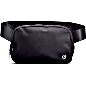 NWT Lululemon everywhere belt bag